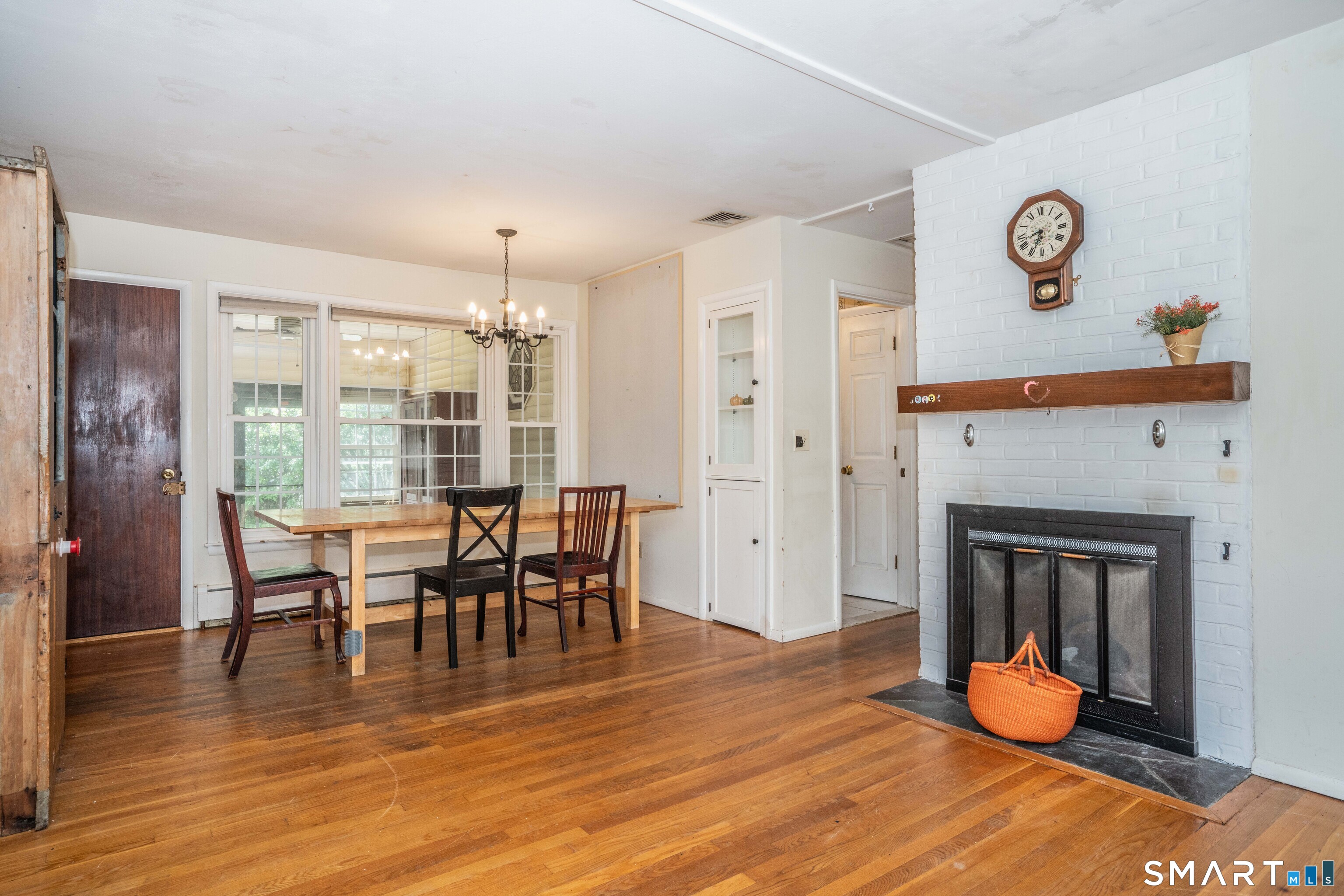 52 Greenhouse Boulevard West Hartford CT 06110