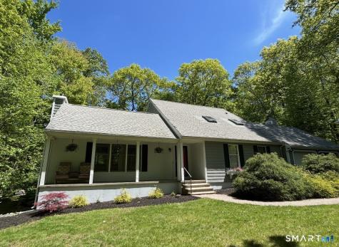89 Woodcutters Drive Bethany CT 06524