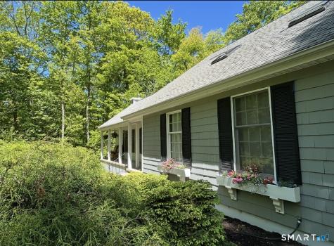 89 Woodcutters Drive Bethany CT 06524
