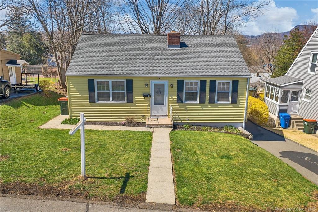 173 Columbus Avenue Meriden CT 06451