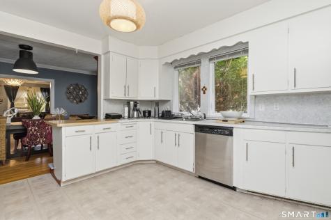 62 Fennbrook Road West Hartford CT 06119