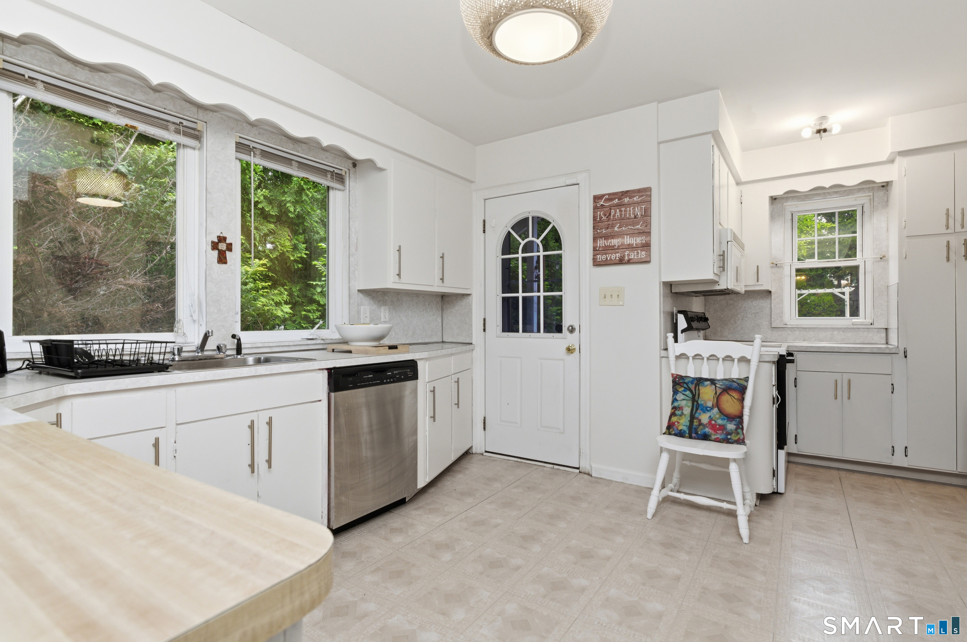 62 Fennbrook Road West Hartford CT 06119