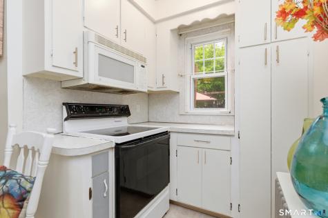 62 Fennbrook Road West Hartford CT 06119