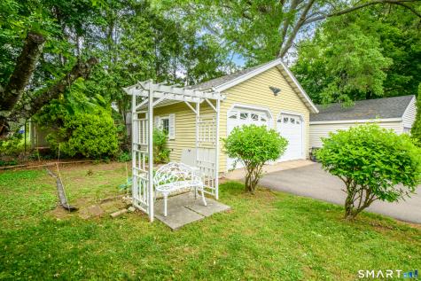 62 Fennbrook Road West Hartford CT 06119