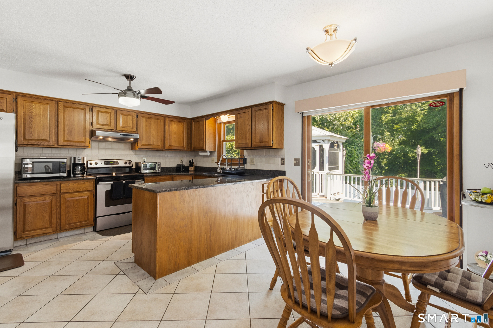 21 Markwood Road Manchester CT 06040