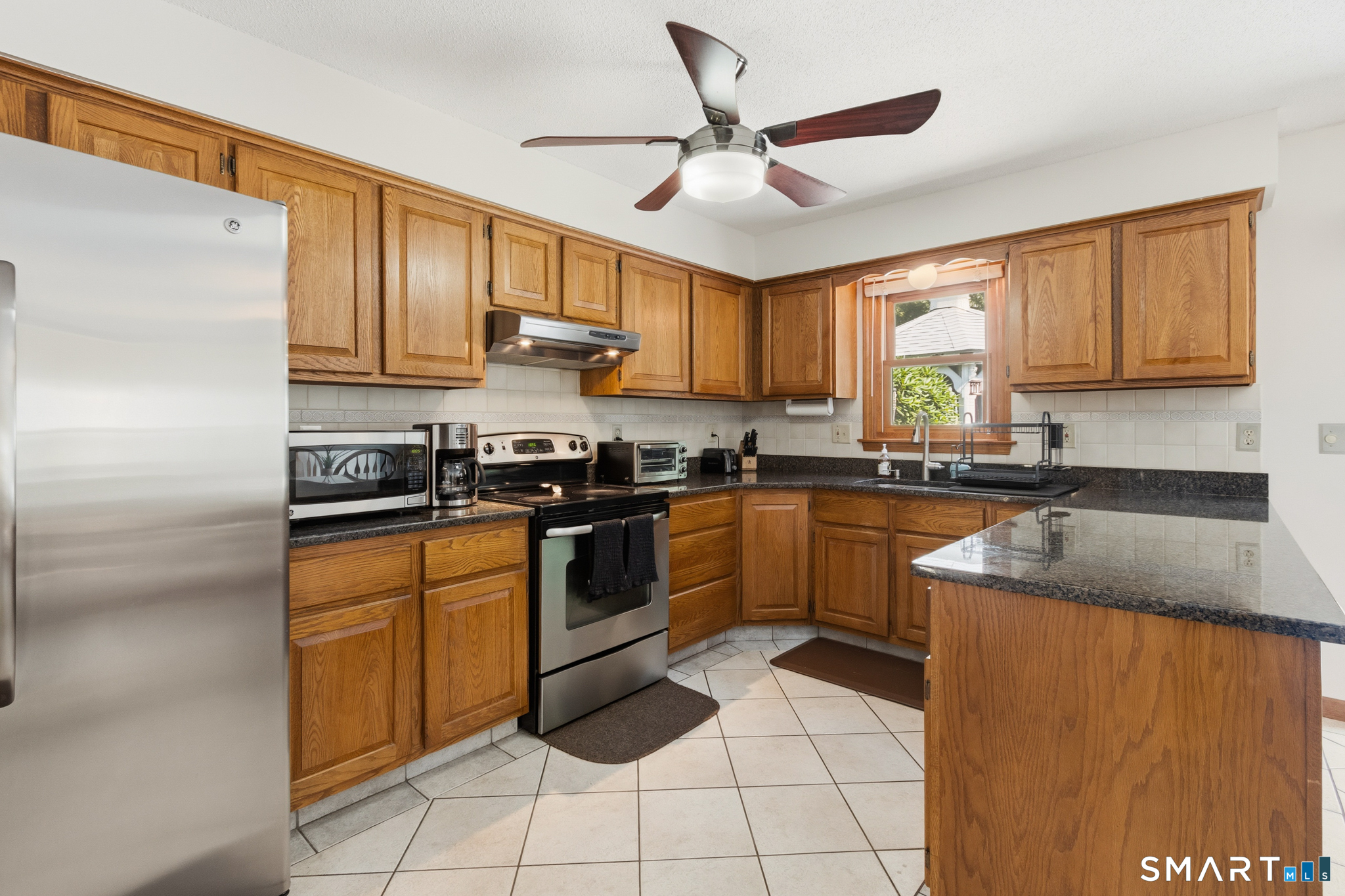 21 Markwood Road Manchester CT 06040