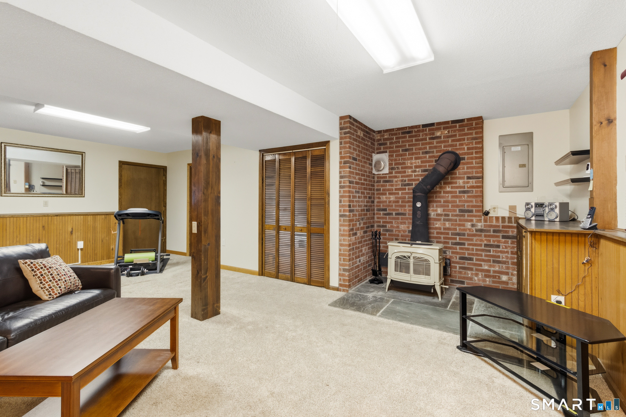 21 Markwood Road Manchester CT 06040