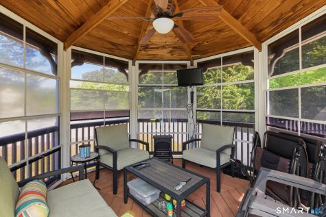 21 Markwood Road Manchester CT 06040