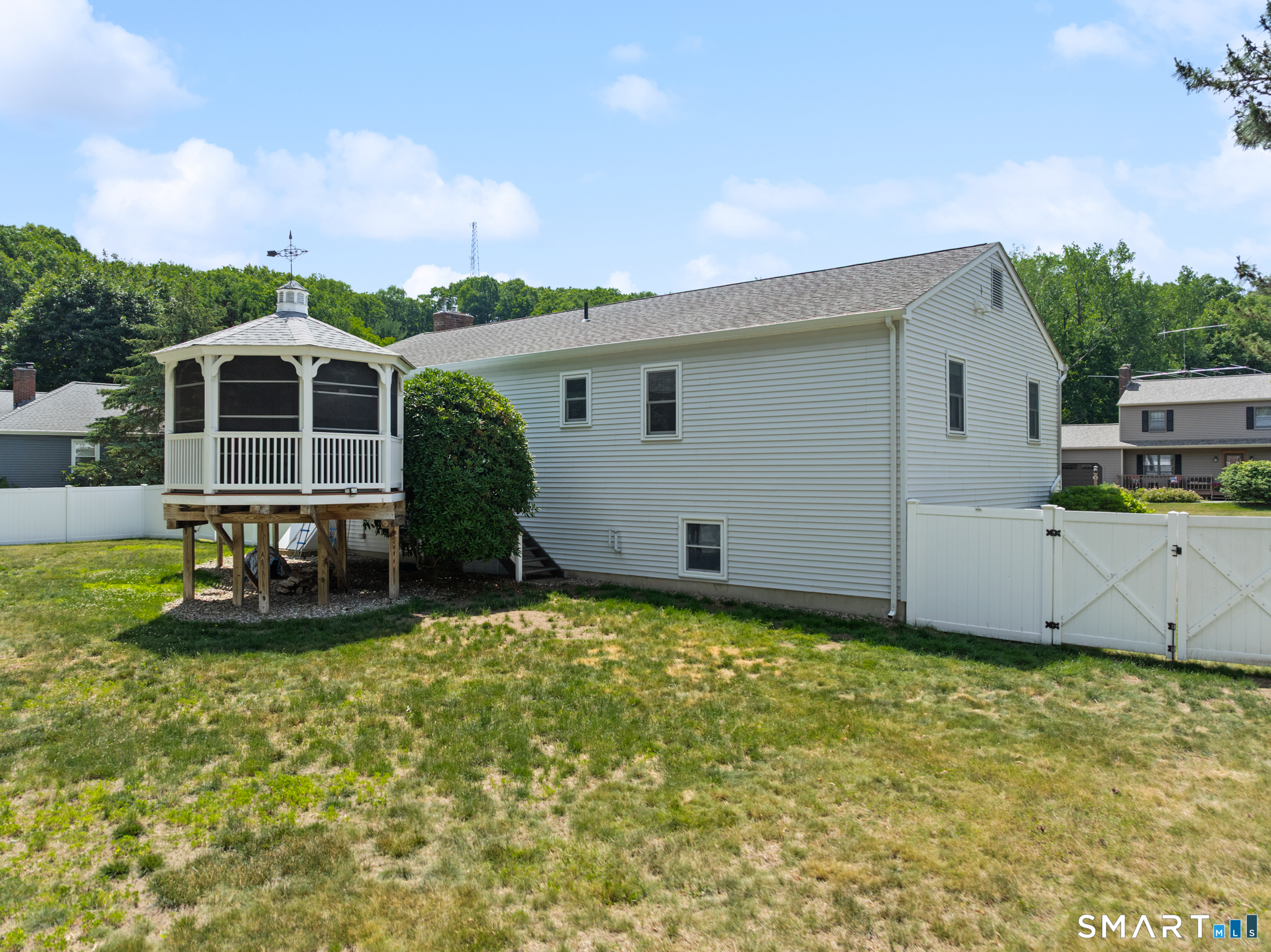 21 Markwood Road Manchester CT 06040