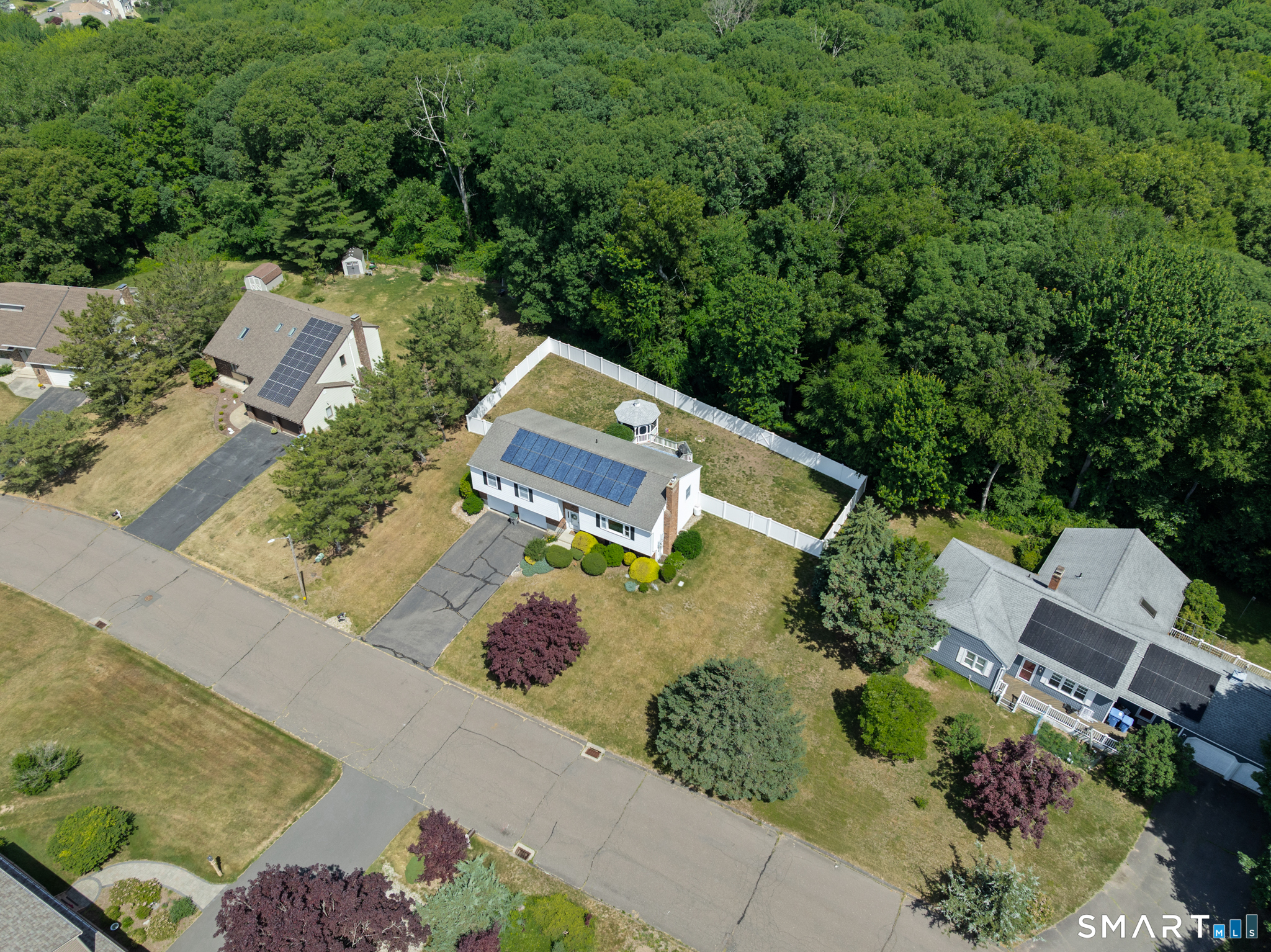 21 Markwood Road Manchester CT 06040
