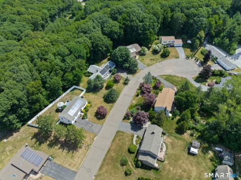 21 Markwood Road Manchester CT 06040