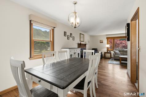 21 Markwood Road Manchester CT 06040