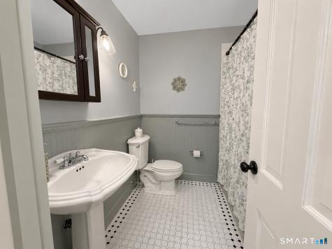 253 Great Plain Road Danbury CT 06811