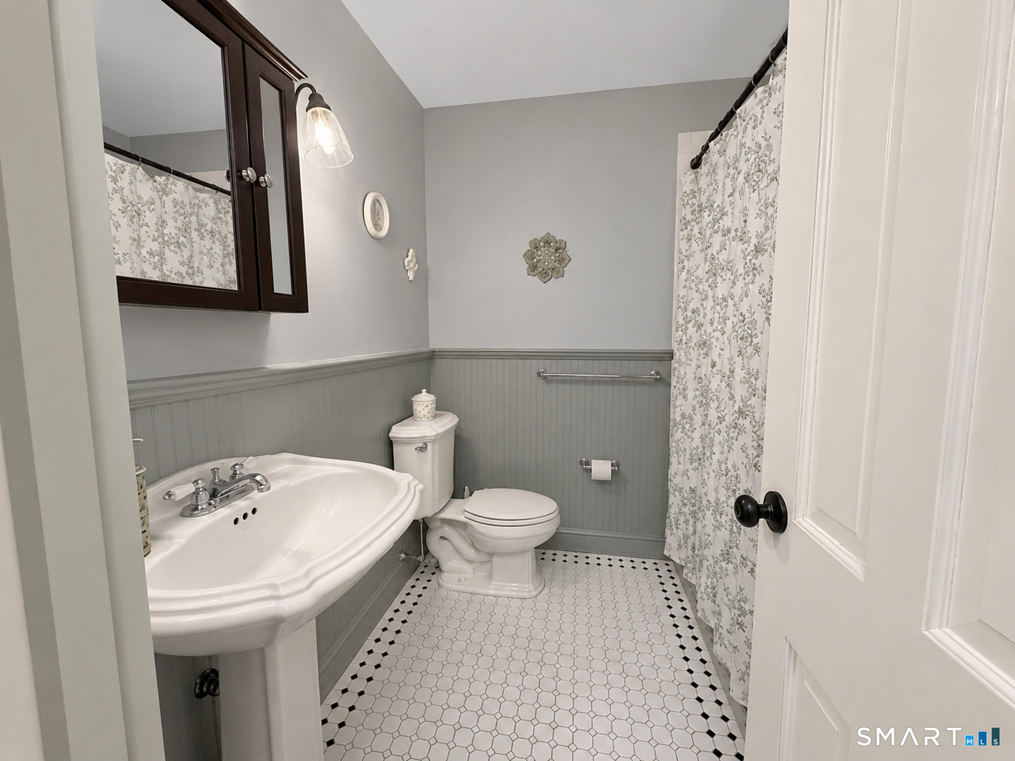 253 Great Plain Road Danbury CT 06811