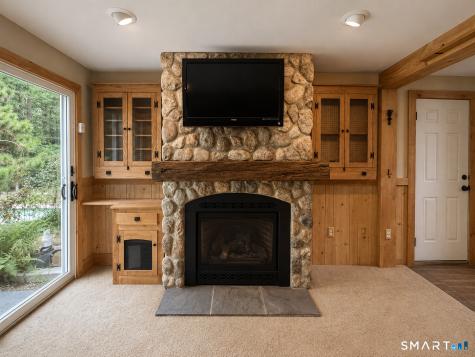 253 Great Plain Road Danbury CT 06811
