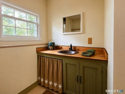 253 Great Plain Road Danbury CT 06811