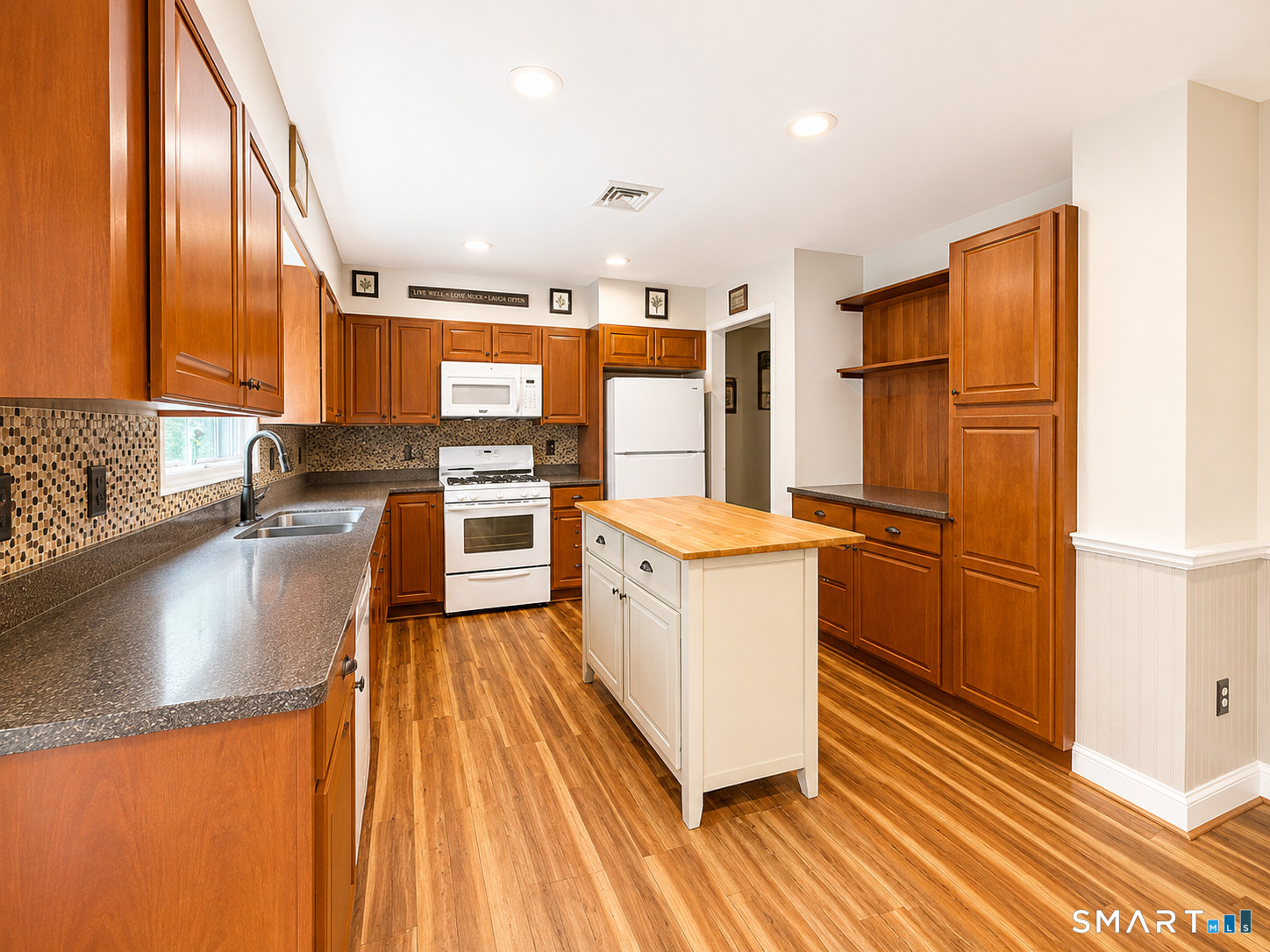 253 Great Plain Road Danbury CT 06811