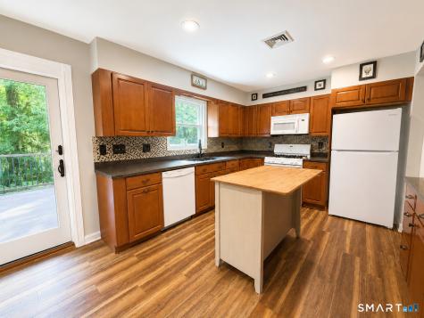 253 Great Plain Road Danbury CT 06811