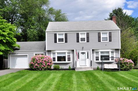 16 Miamis Road West Hartford CT 06117