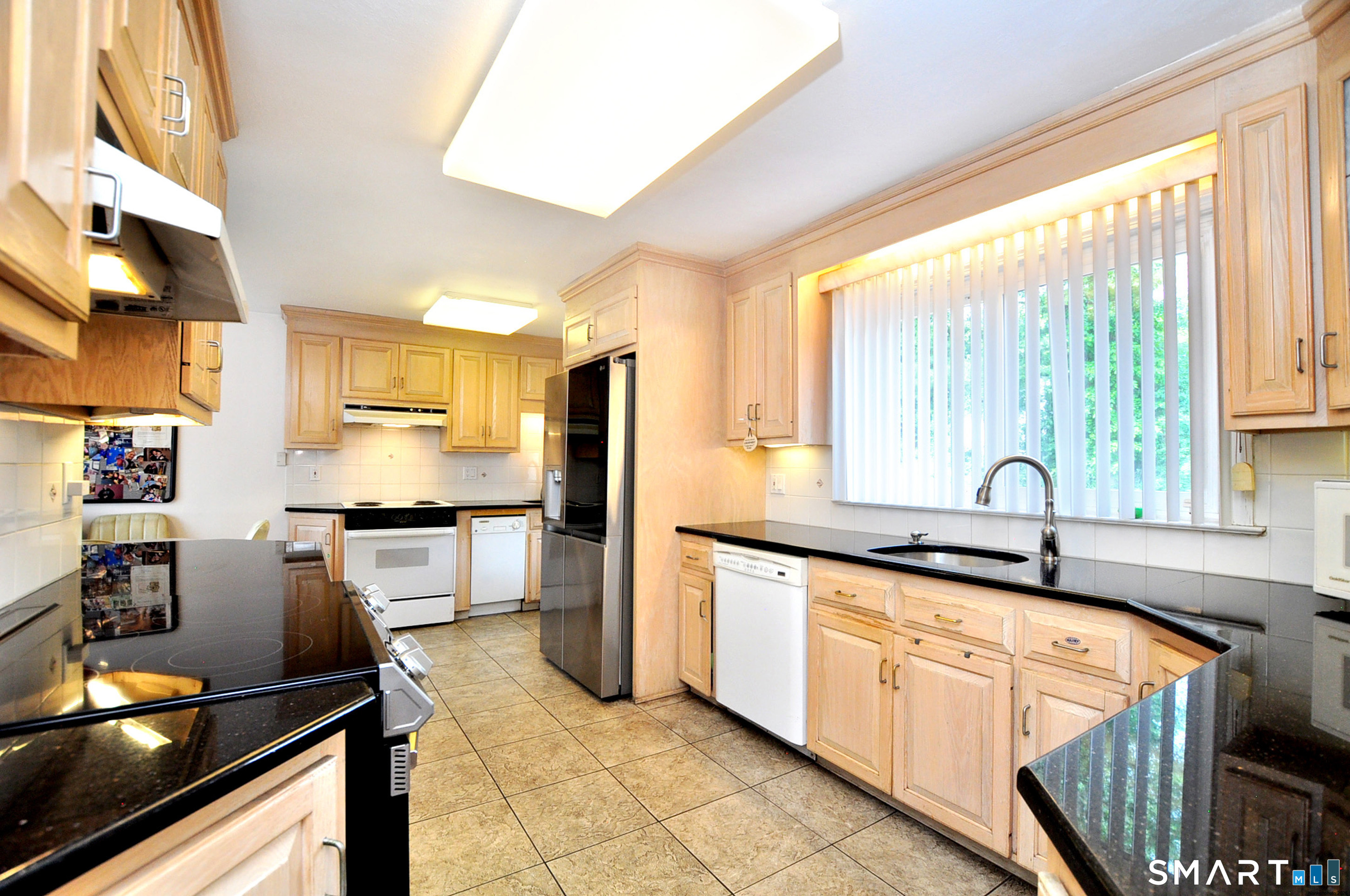 16 Miamis Road West Hartford CT 06117