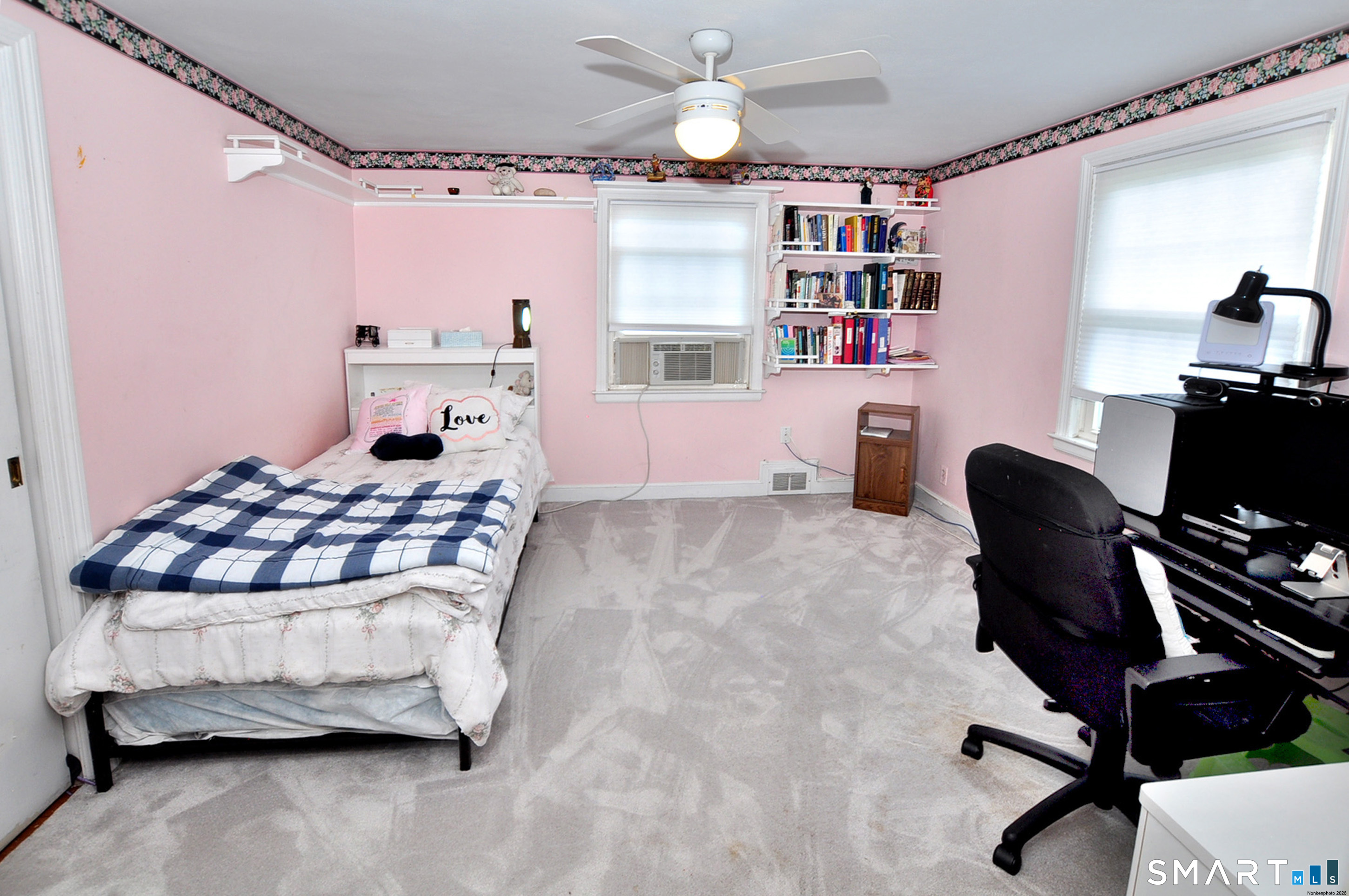 16 Miamis Road West Hartford CT 06117