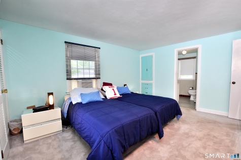 16 Miamis Road West Hartford CT 06117