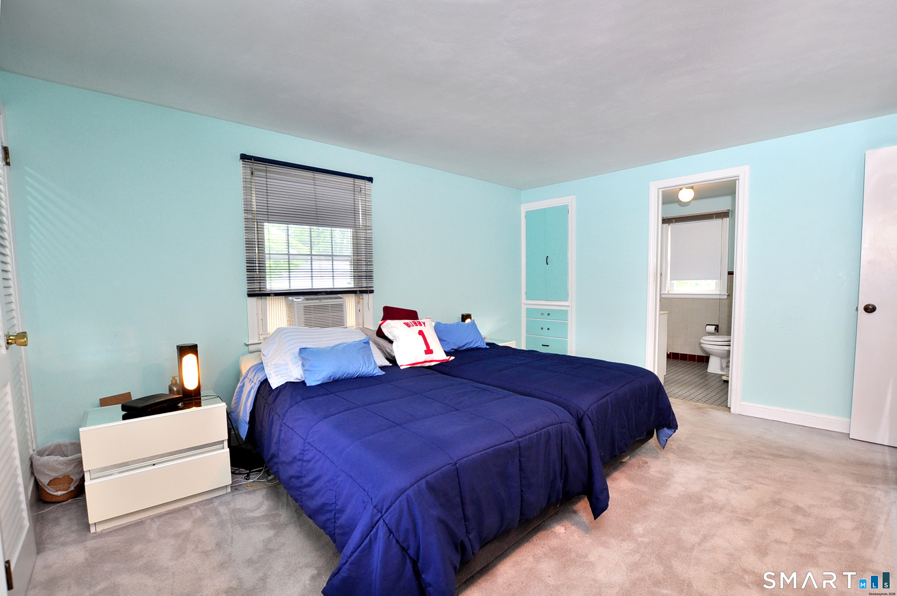 16 Miamis Road West Hartford CT 06117