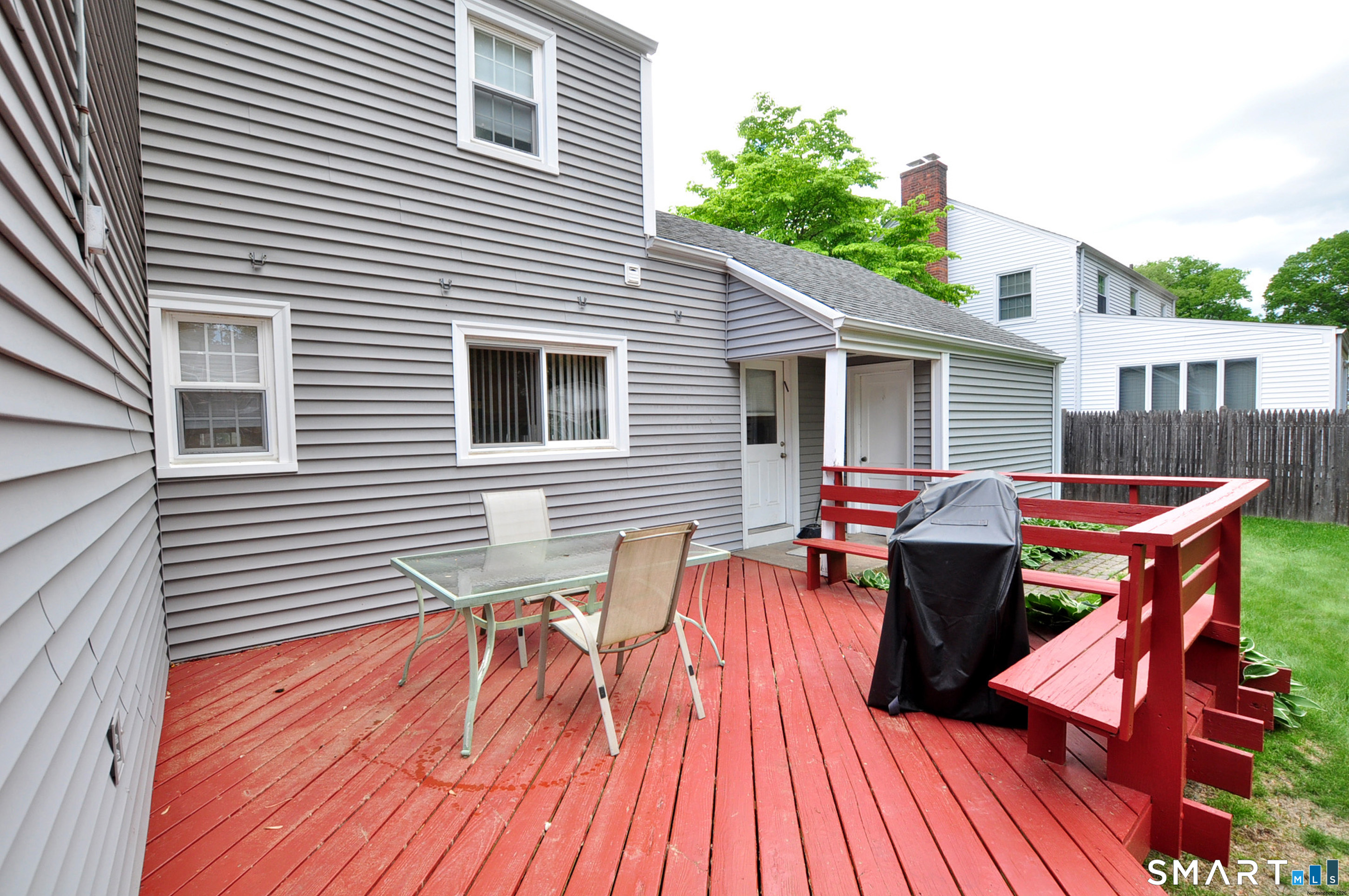 16 Miamis Road West Hartford CT 06117