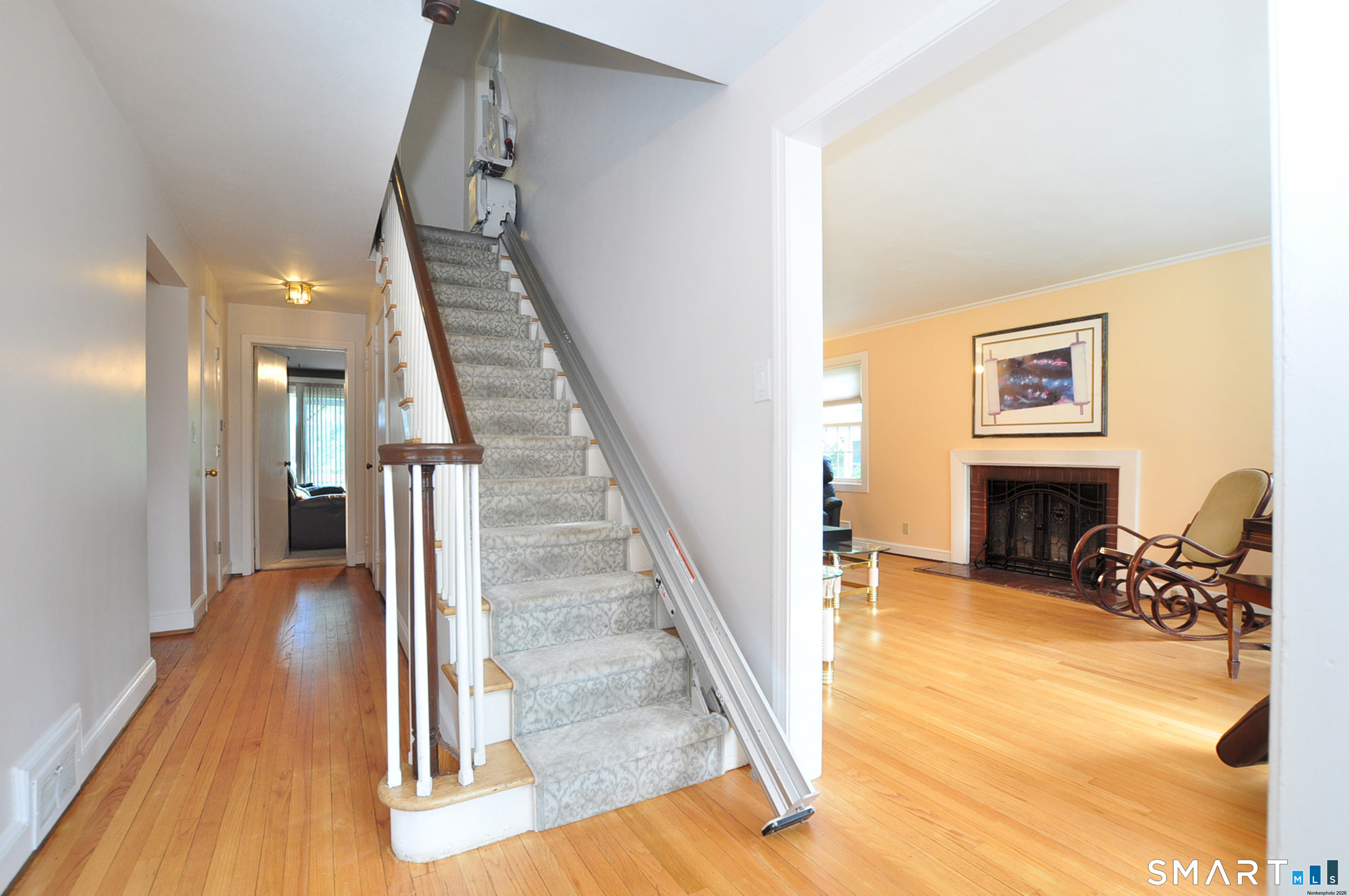 16 Miamis Road West Hartford CT 06117