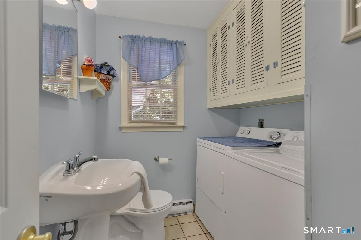 28 Centerbrook Road North Haven CT 06473