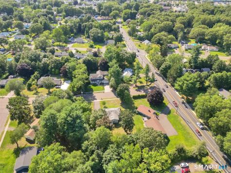 28 Centerbrook Road North Haven CT 06473