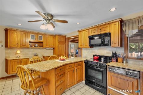 28 Centerbrook Road North Haven CT 06473