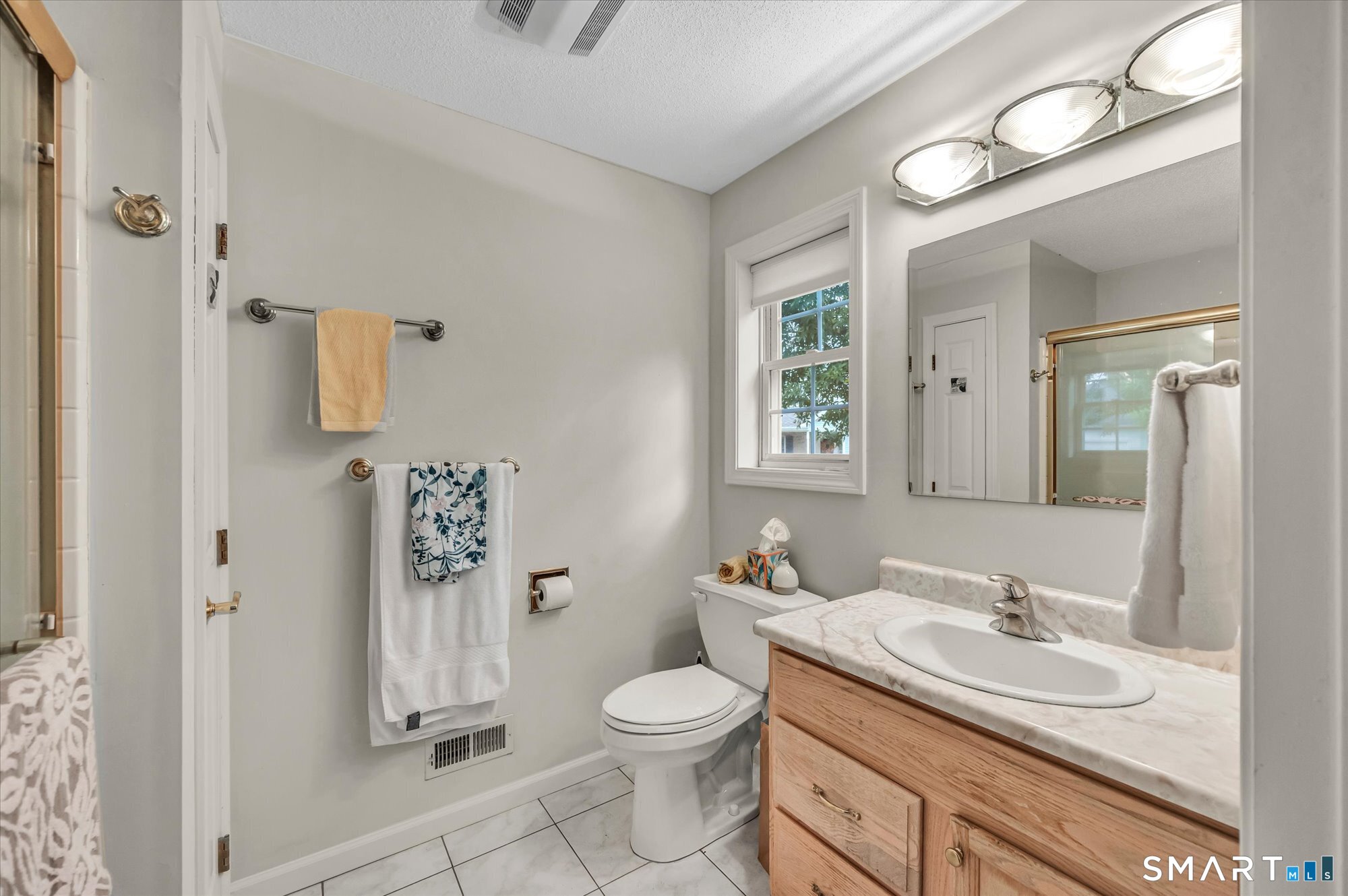 15 Farm Brook Lane Vernon CT 06066