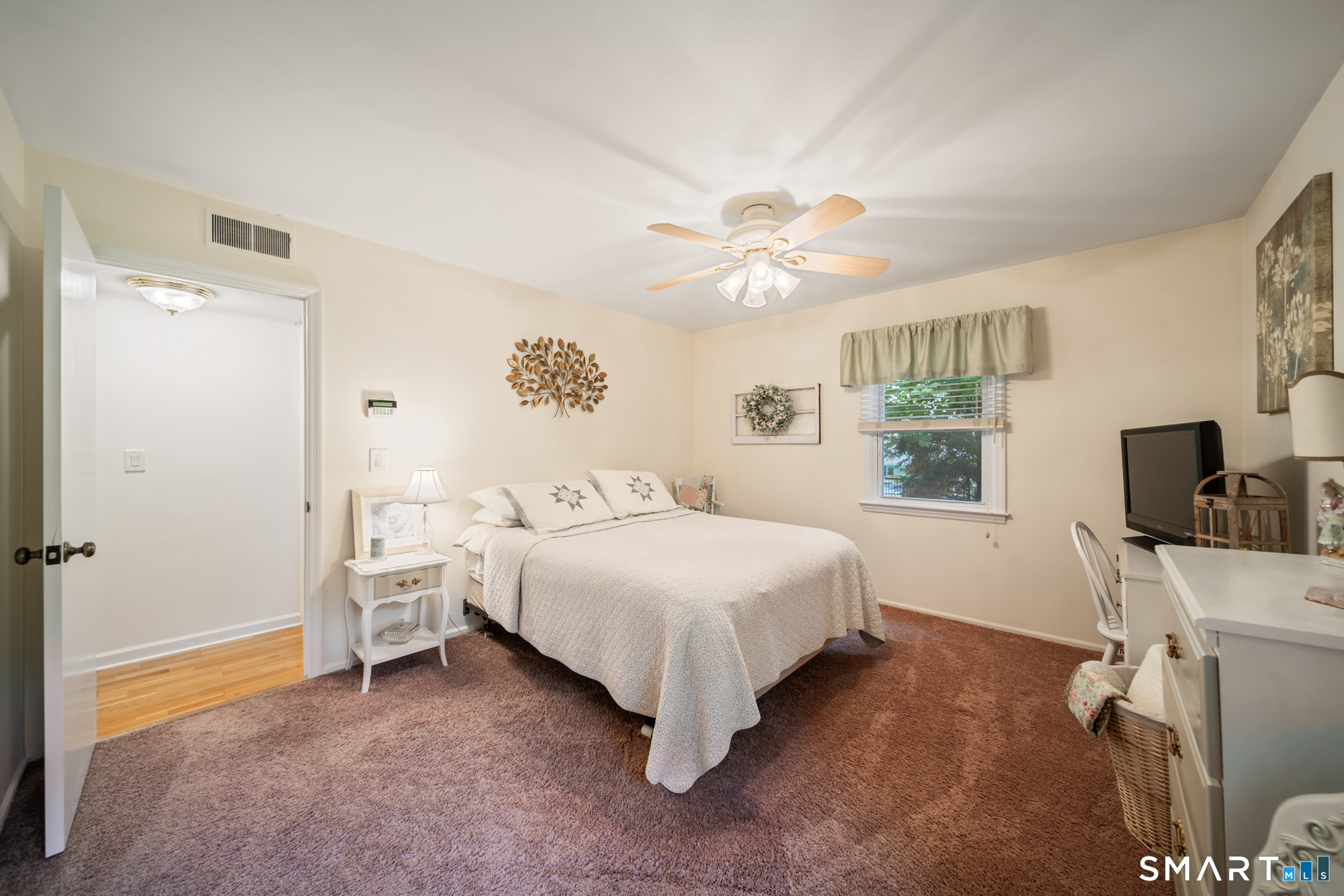 32 Hawley Road Danbury CT 06811