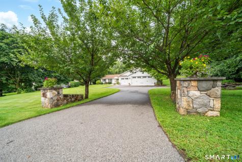 32 Hawley Road Danbury CT 06811
