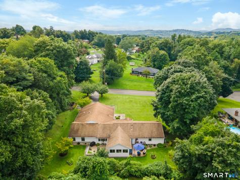 32 Hawley Road Danbury CT 06811