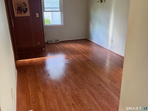 4 Canterbury Street East Hartford CT 06118
