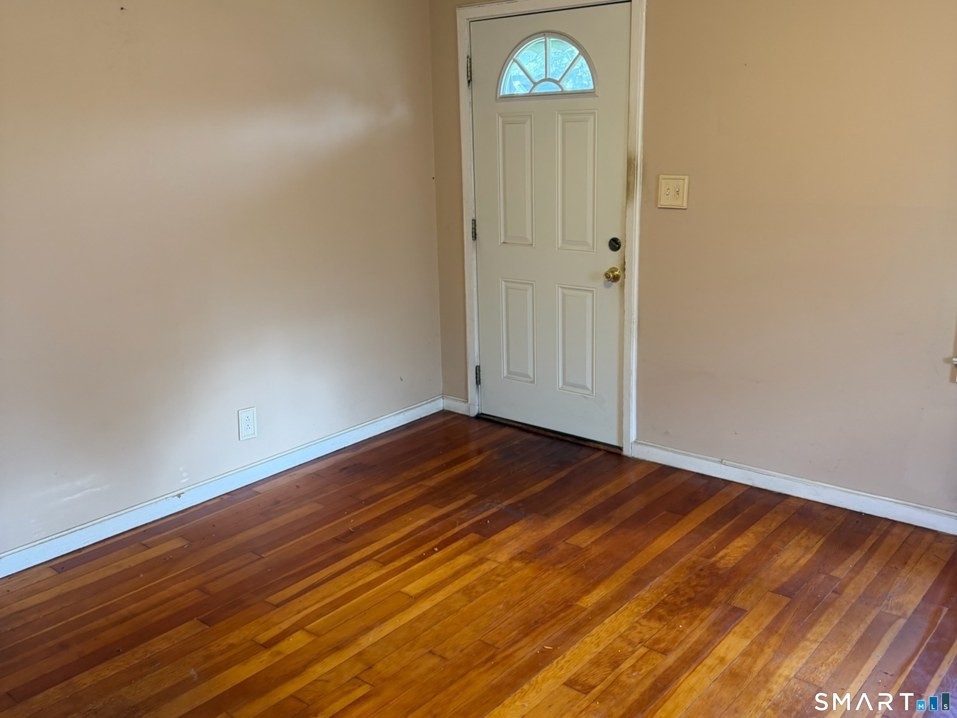 4 Canterbury Street East Hartford CT 06118