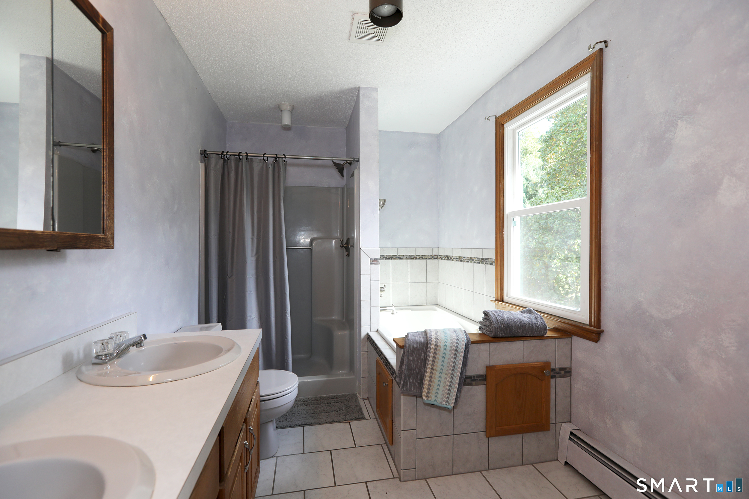 33 Milo Peck Lane Windsor CT 06095