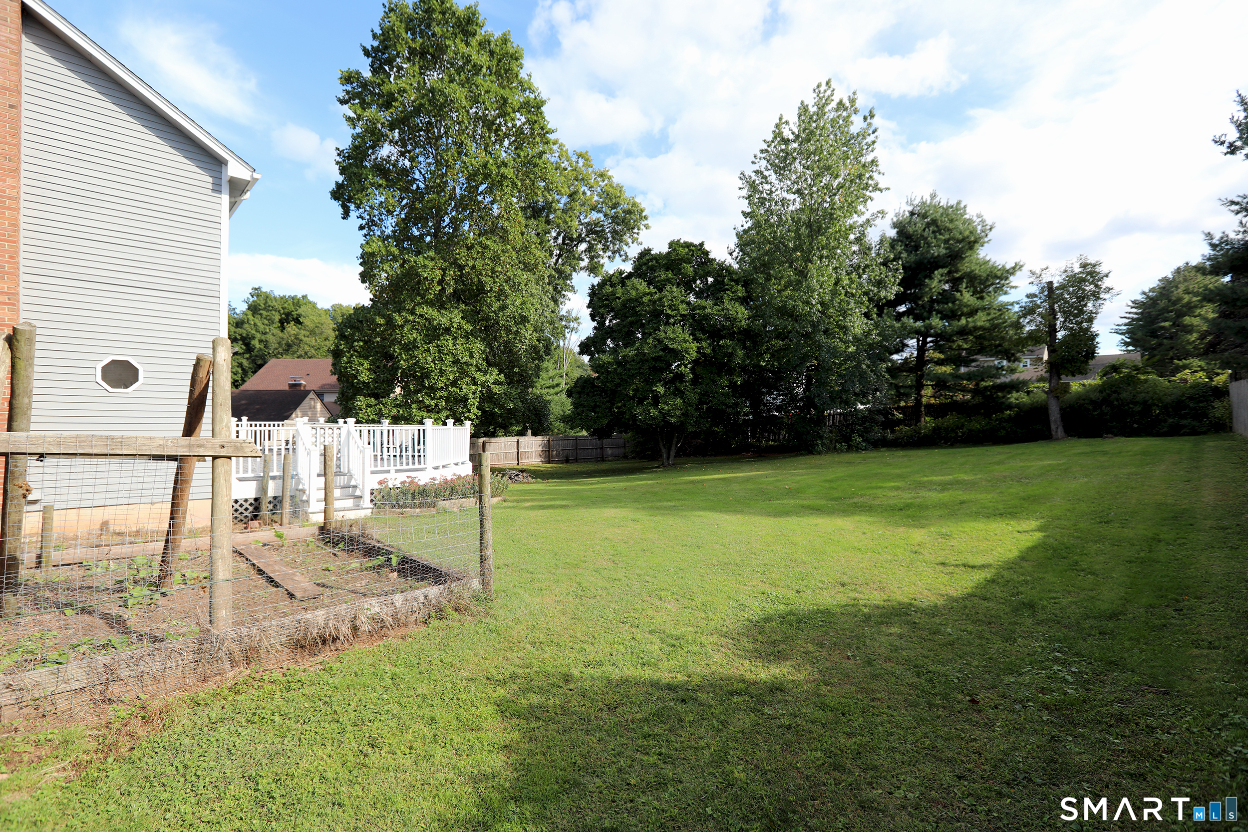33 Milo Peck Lane Windsor CT 06095