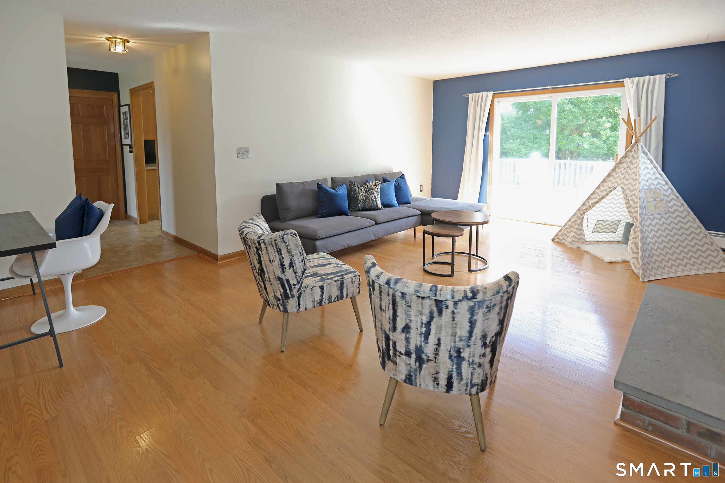 33 Milo Peck Lane Windsor CT 06095