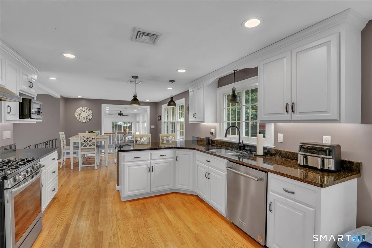 66 Berkshire Drive Farmington CT 06032