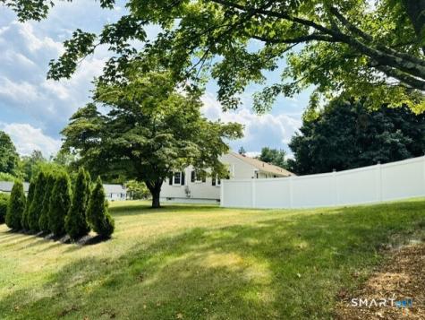 66 Berkshire Drive Farmington CT 06032