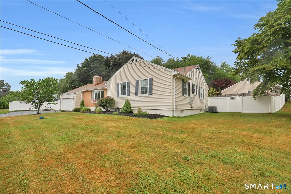 66 Berkshire Drive Farmington CT 06032