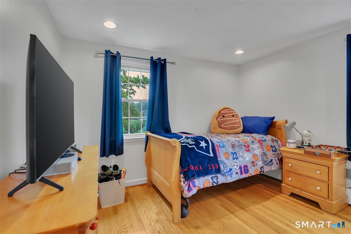 66 Berkshire Drive Farmington CT 06032