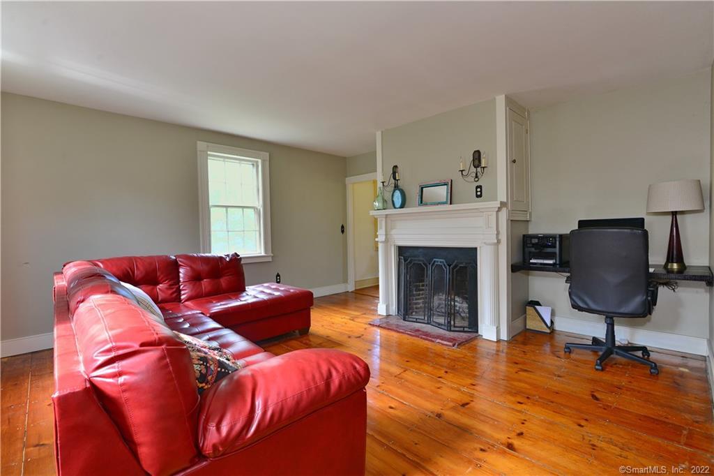 844 Wrights Crossing Road Pomfret CT 06259