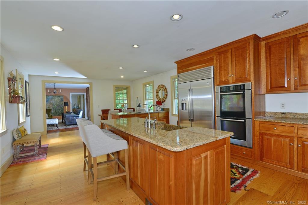 844 Wrights Crossing Road Pomfret CT 06259