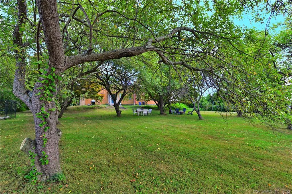 844 Wrights Crossing Road Pomfret CT 06259