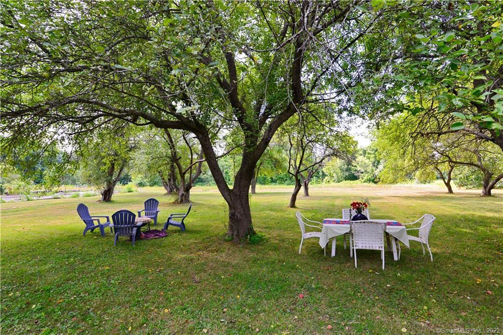 844 Wrights Crossing Road Pomfret CT 06259