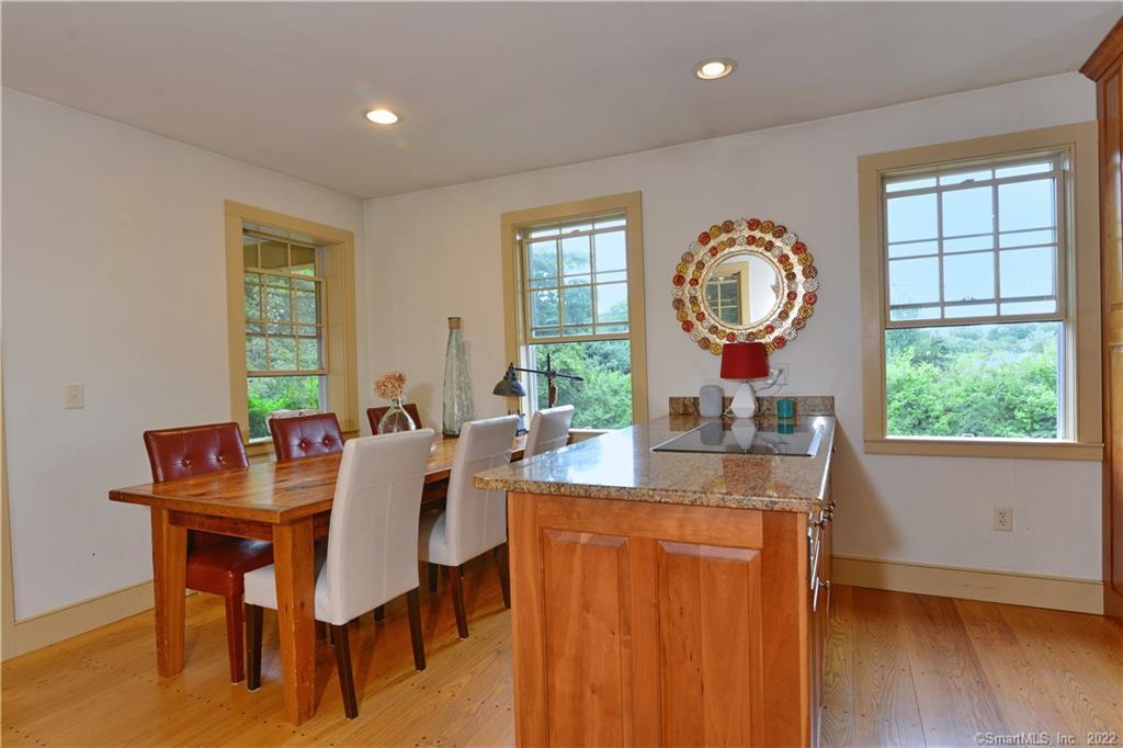 844 Wrights Crossing Road Pomfret CT 06259